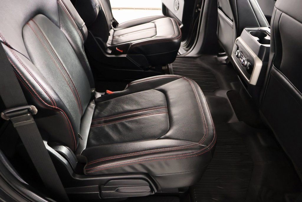 Used 2022 Ford Expedition Limited image 15