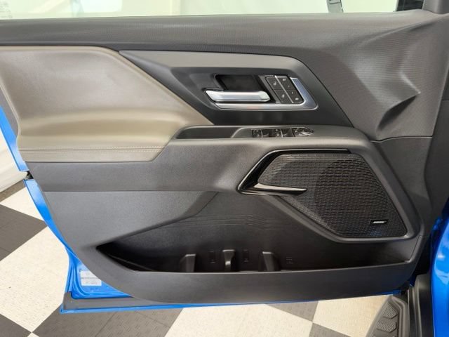 Used 2026 Chevrolet Silverado EV Trail Boss AWD/4WD image 18