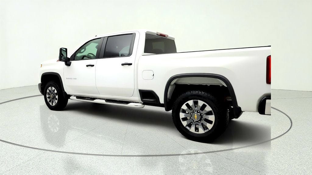 Used 2025 Chevrolet Silverado 2500 Custom w/ Custom Value Package AWD/4WD image 7