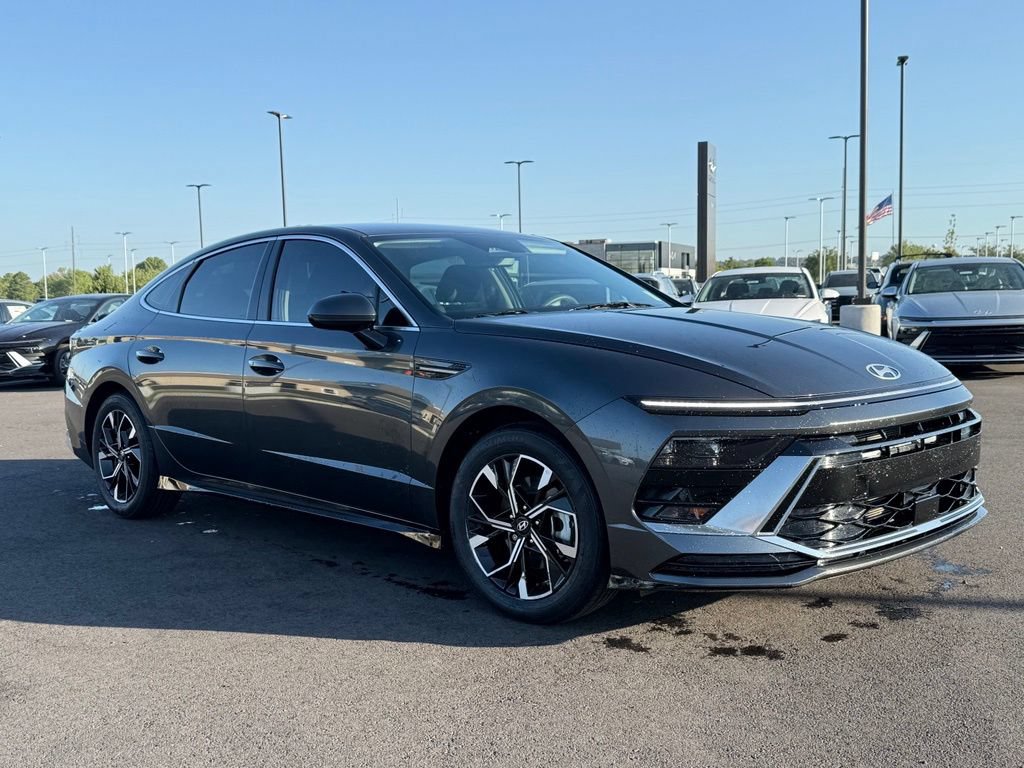Certified 2024 Hyundai Sonata SEL FWD image 3