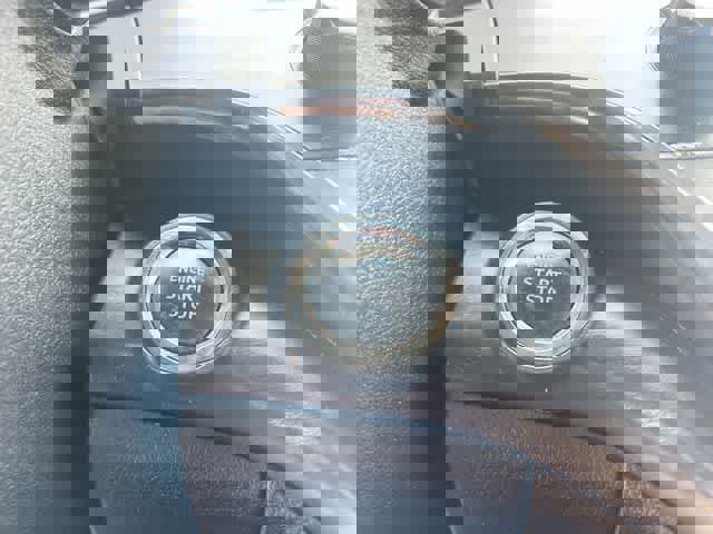 Used 2017 Toyota Avalon Limited FWD image 28