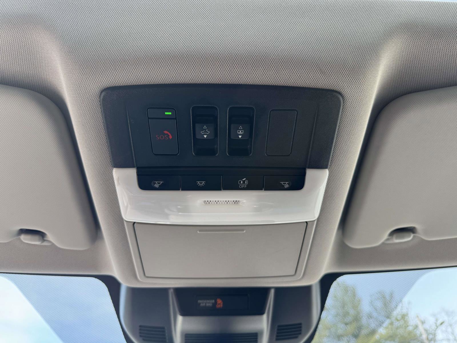 Used 2021 Nissan Rogue SL image 31