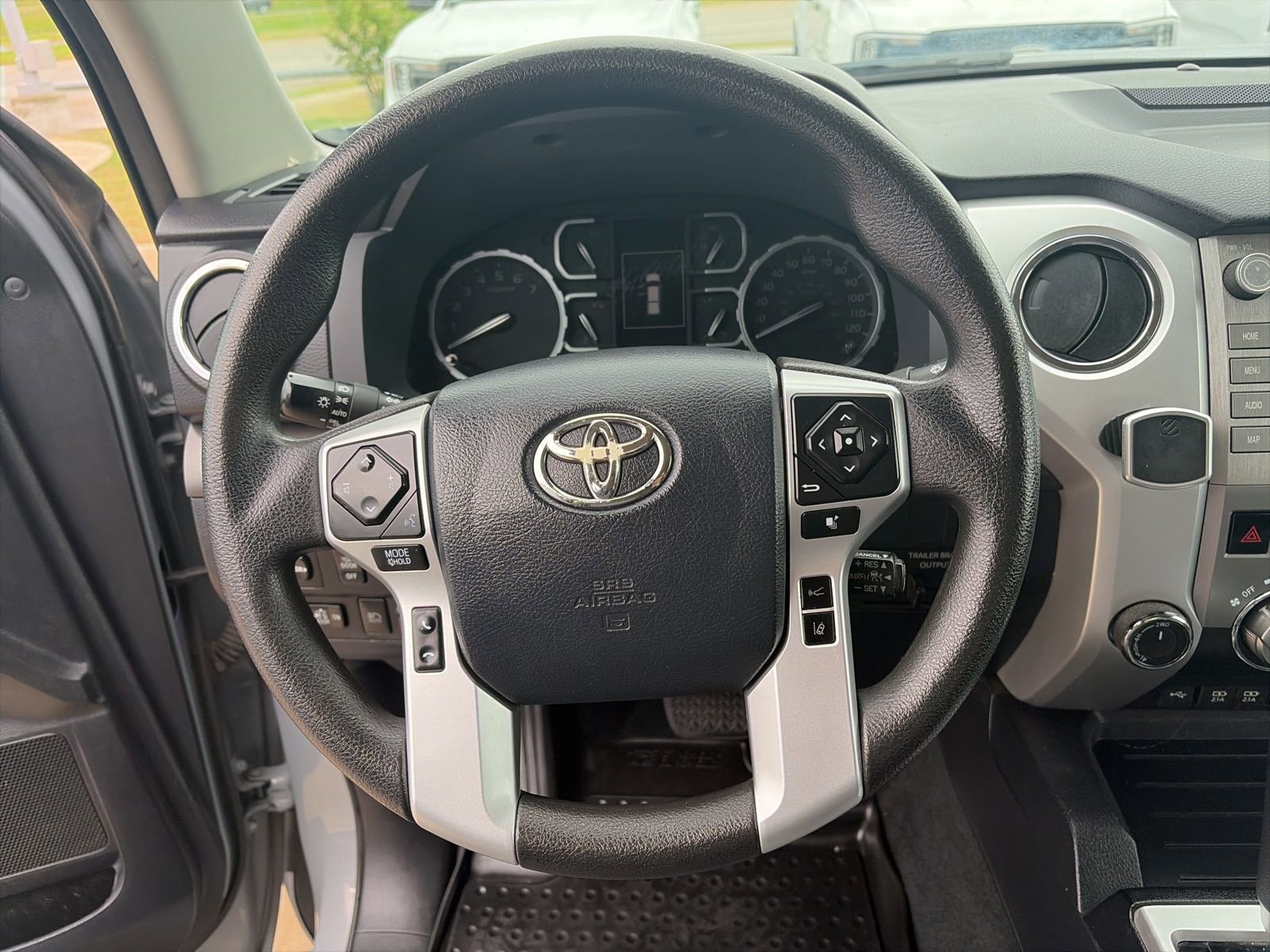 Used 2020 Toyota Tundra SR5 w/ SR5 Upgrade Package image 16