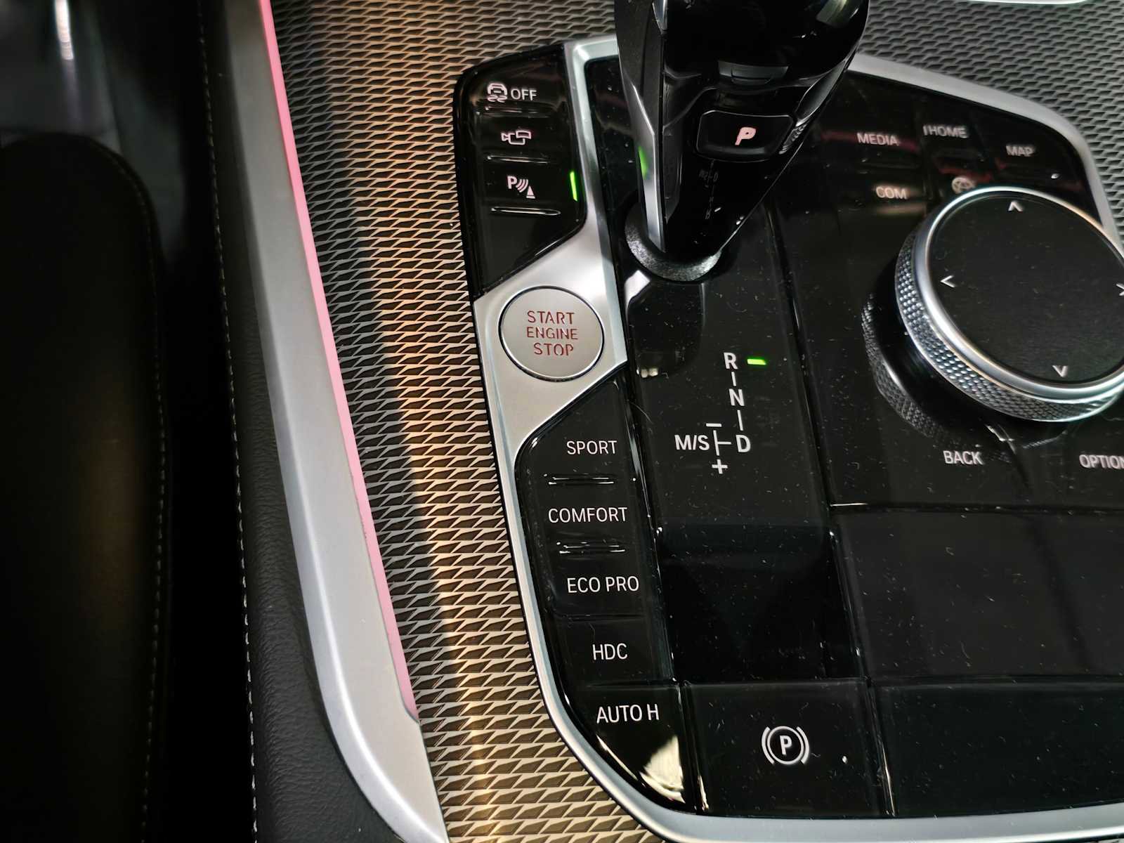 Used 2022 BMW X5 xDrive40i w/ M Sport Package image 19