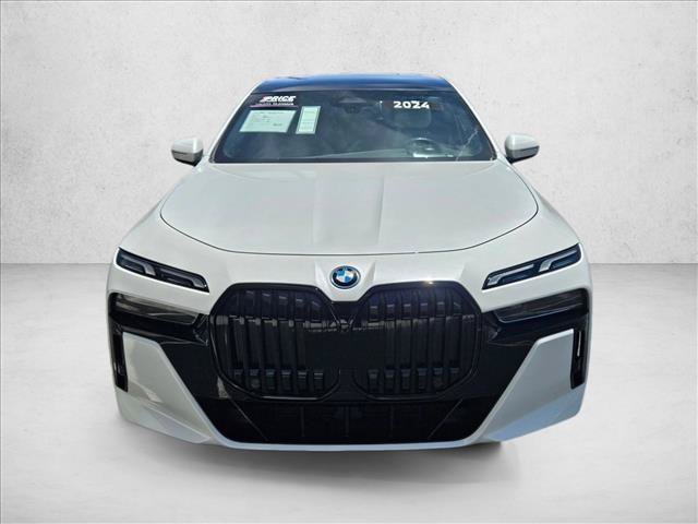 Certified 2024 BMW i7 eDrive50 w/ M Sport Package RWD image 2