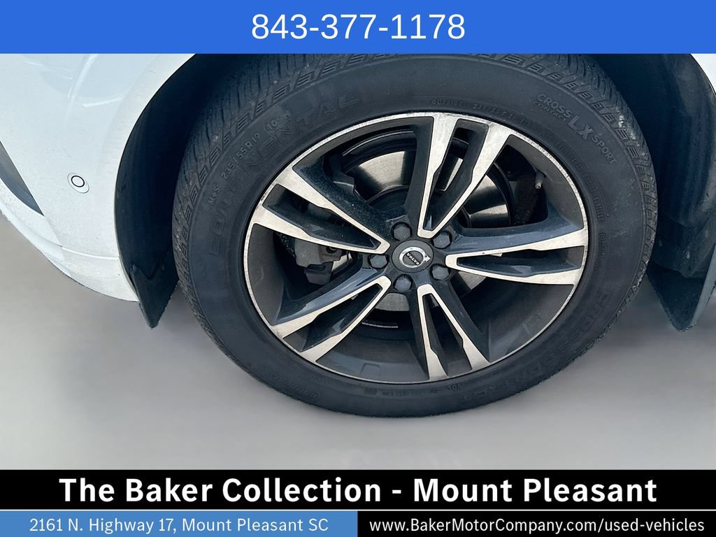 Used 2019 Volvo XC60 T5 Momentum w/ Multimedia Package AWD/4WD image 32