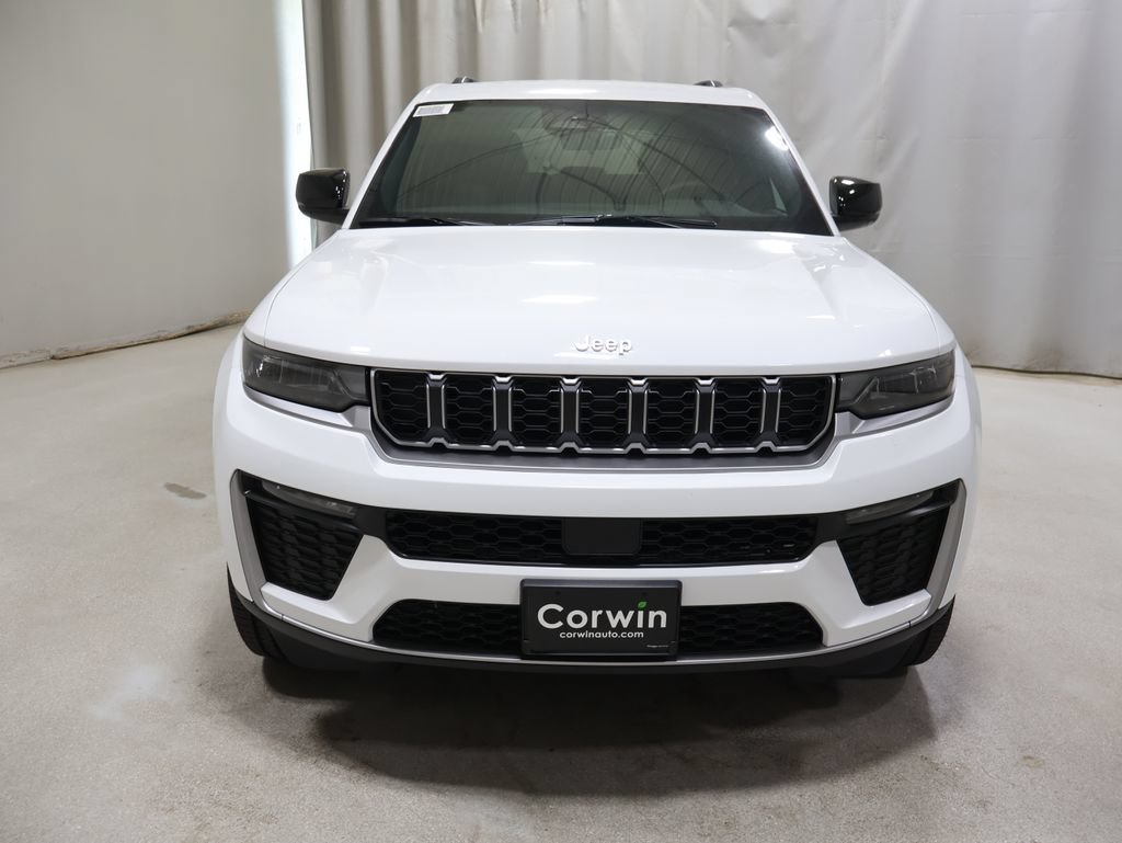 New 2027 Jeep Grand Cherokee Limited AWD/4WD image 2