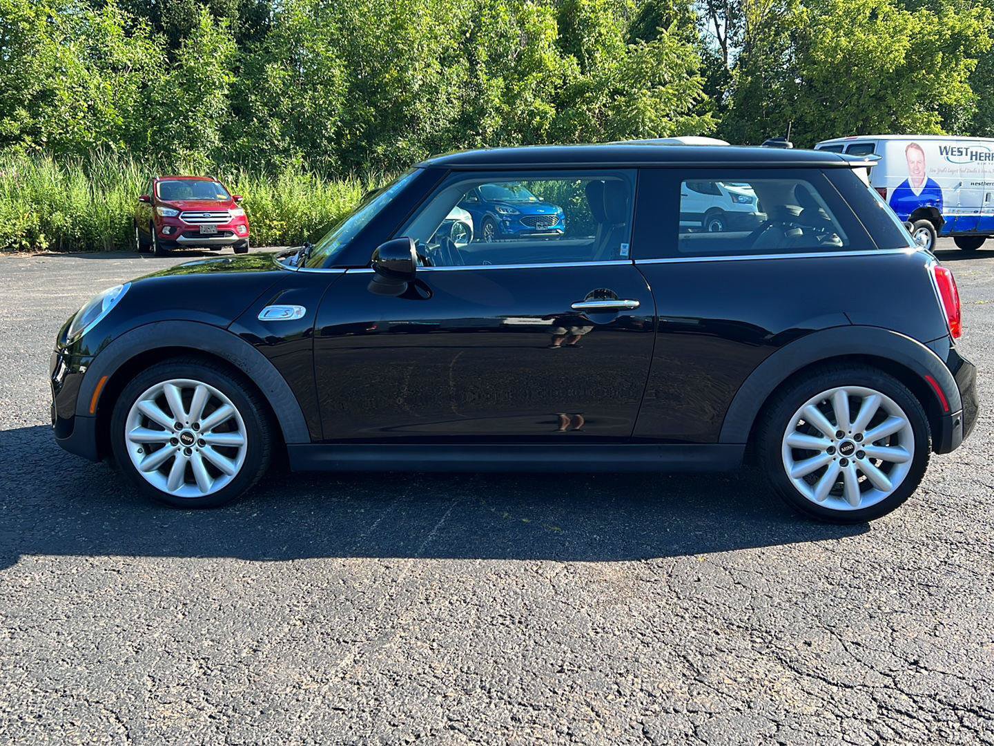 Used 2018 MINI Cooper S FWD image 4
