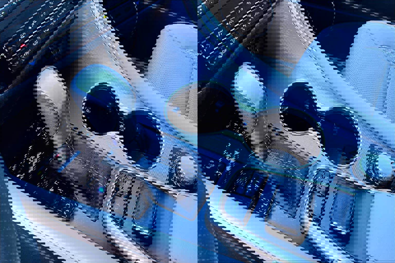 Used 2016 Lexus RX 450h F Sport w/ Cold Weather Package image 15