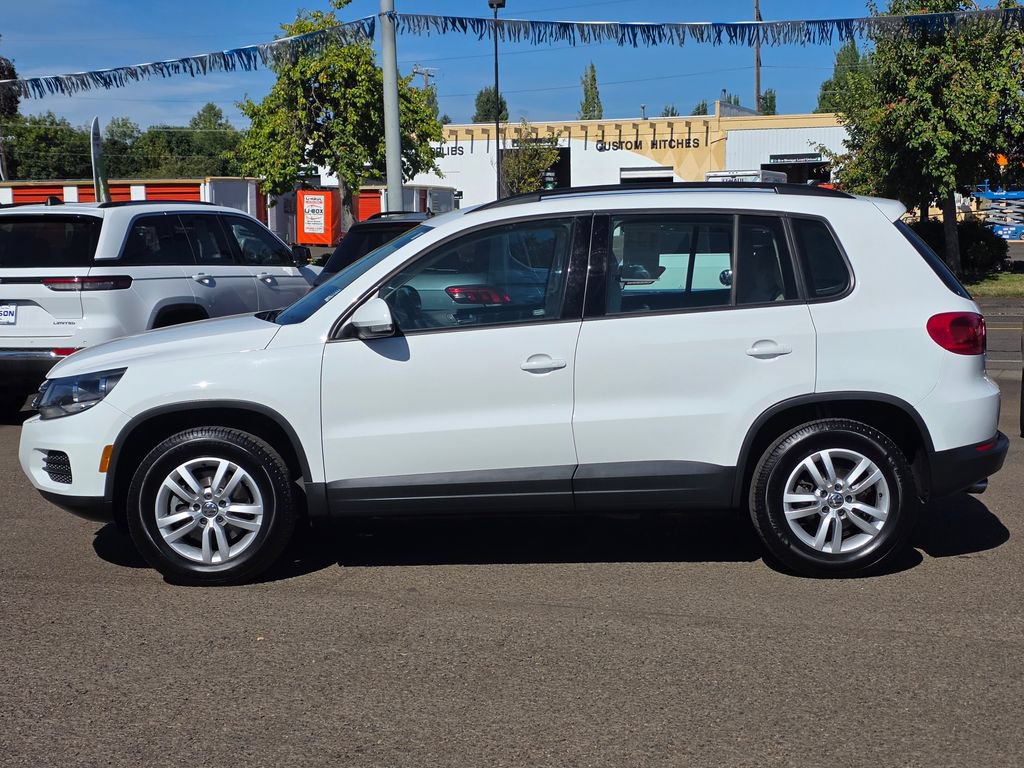 Used 2017 Volkswagen Tiguan S FWD image 9