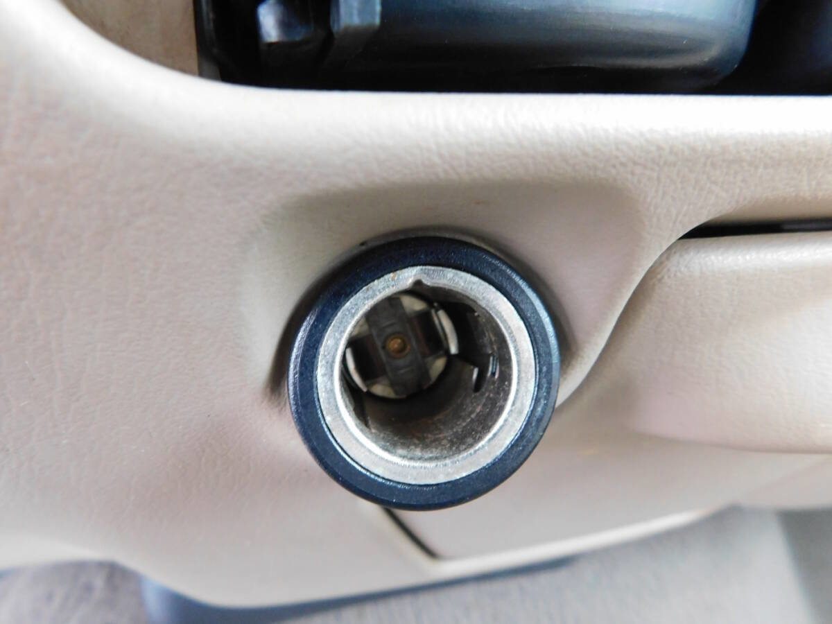 Used 1999 Ford F250 Lariat image 12