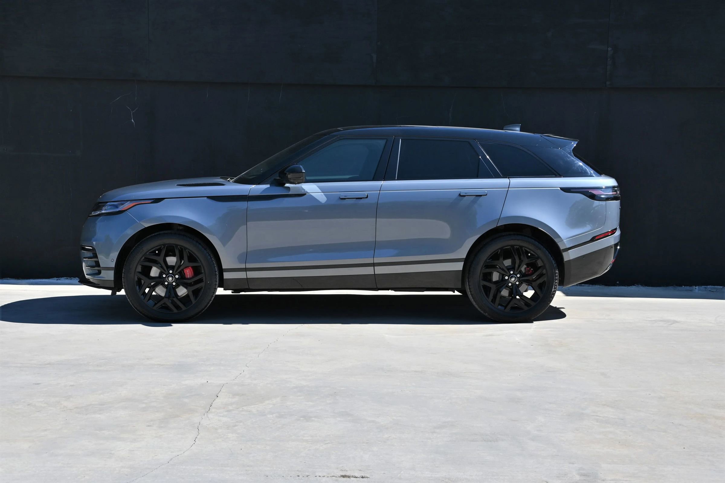 Used 2024 Land Rover Range Rover Velar Dynamic SE image 9