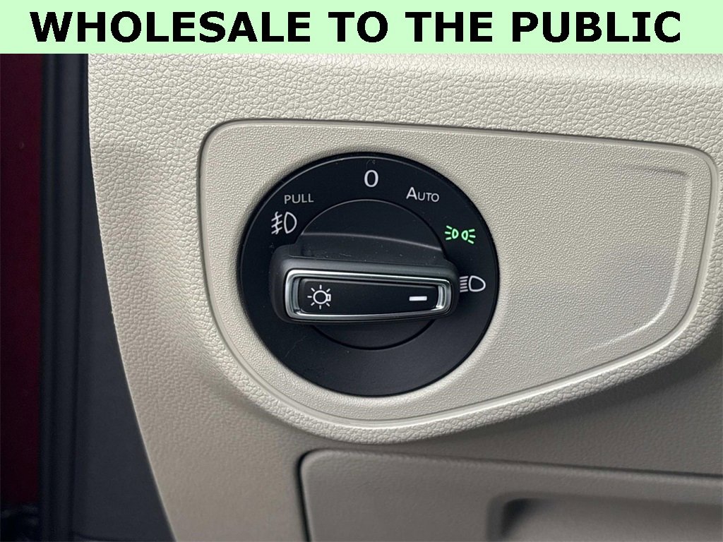 Used 2018 Volkswagen Atlas SE image 28