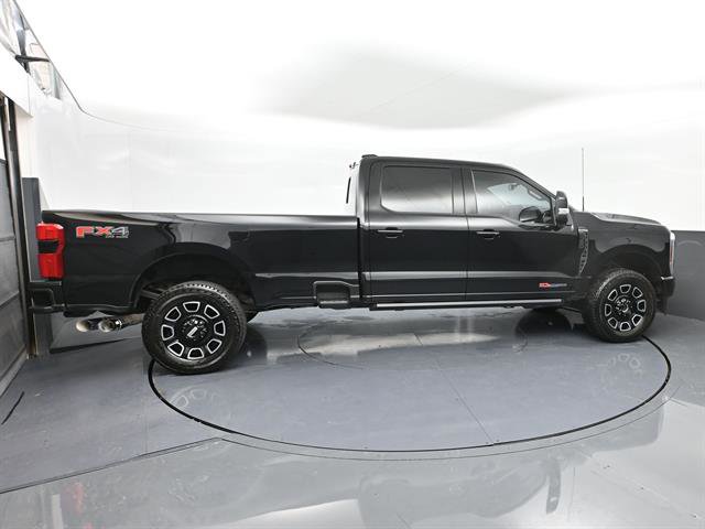 Used 2025 Ford F350 Platinum w/ FX4 Off-Road Package AWD/4WD image 27