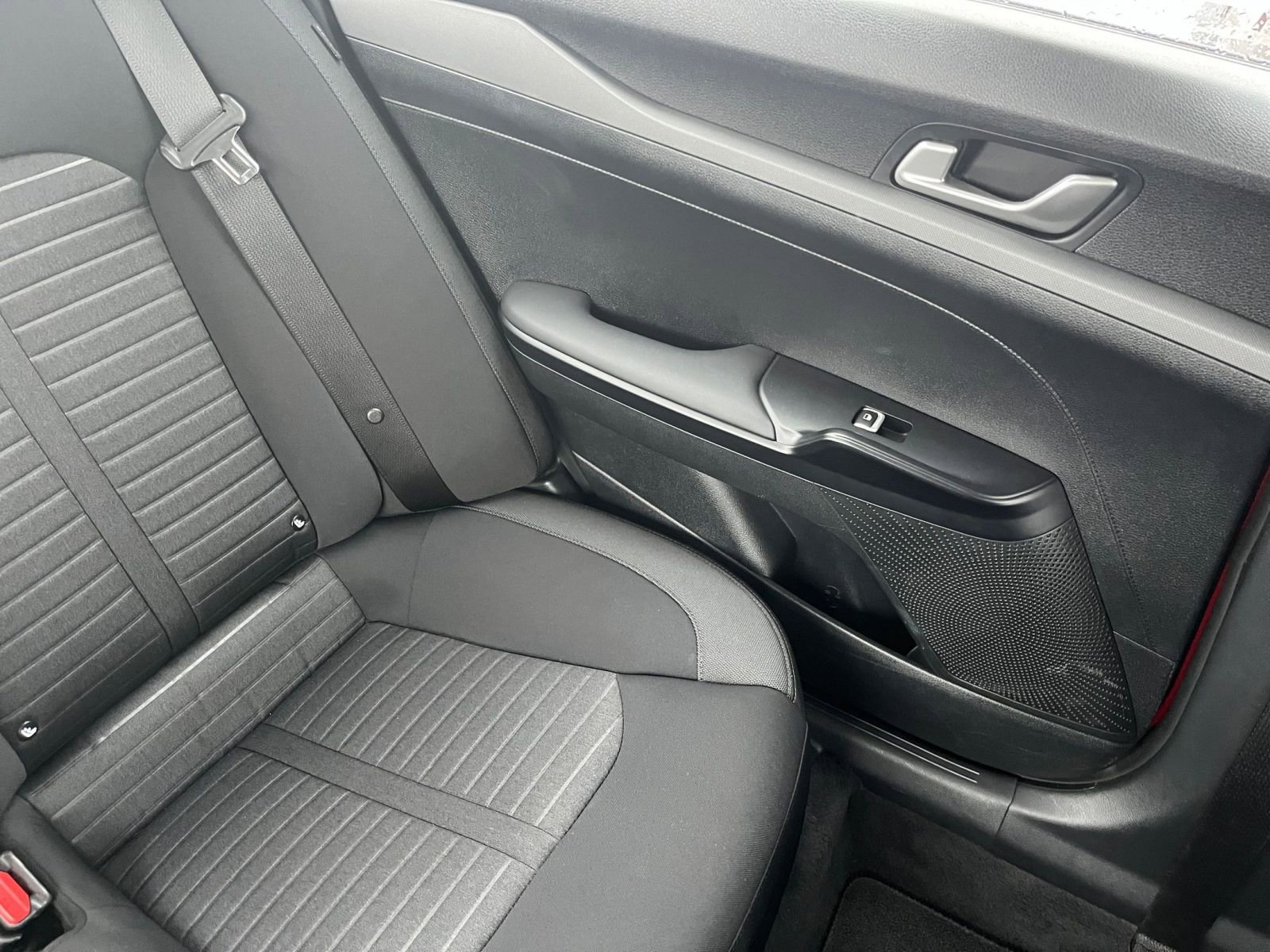 Used 2025 Kia K5 LXS image 36