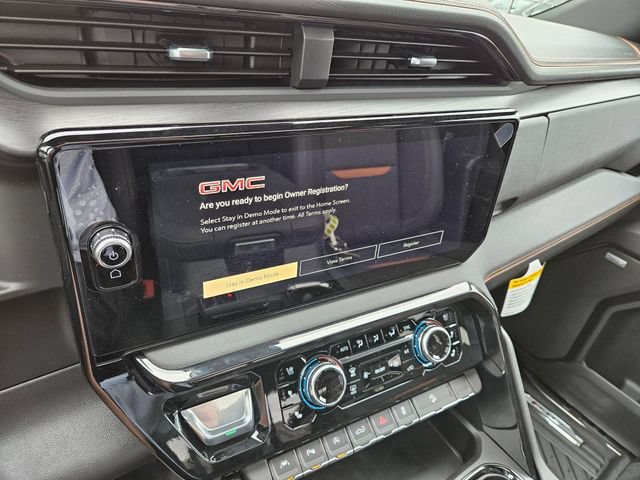 New 2026 GMC Sierra 1500 AT4 w/ AT4 Premium Package AWD/4WD image 28