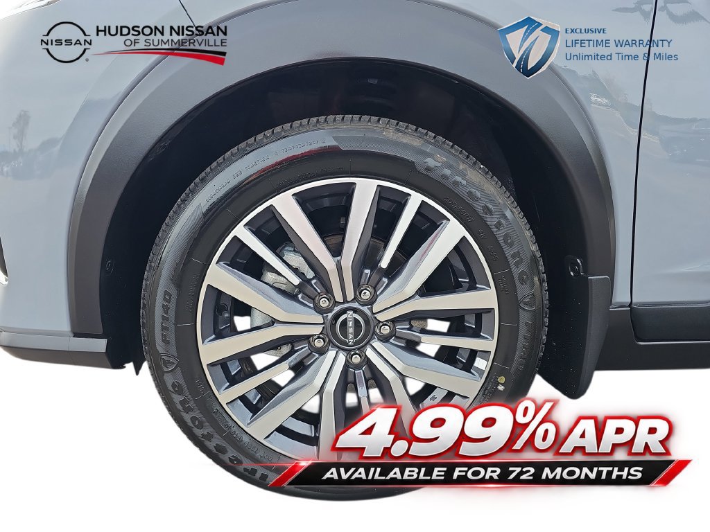 Used 2024 Nissan Kicks SV FWD image 32