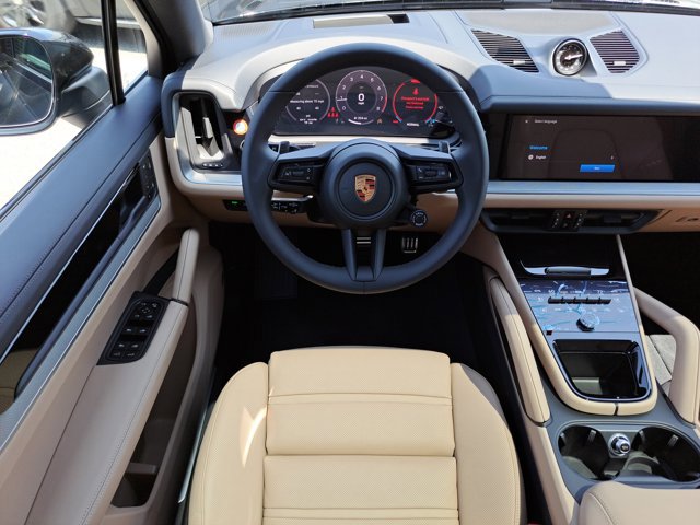New 2025 Porsche Cayenne S image 17