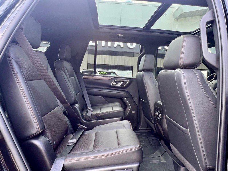 Used 2022 Chevrolet Tahoe High Country w/ Premium Package 2 AWD/4WD image 13