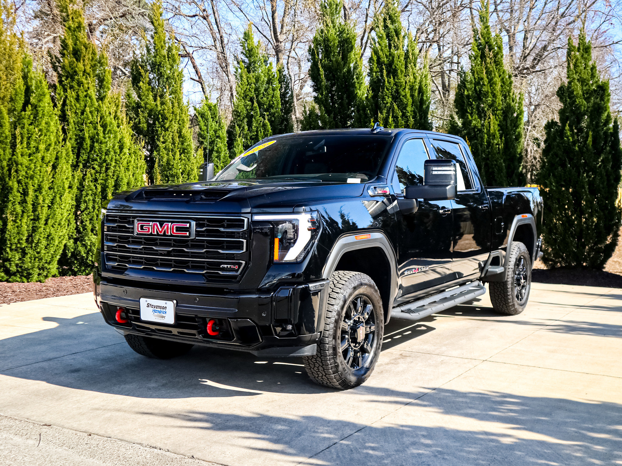 Used 2026 GMC Sierra 2500 AT4 w/ Max Trailering Package image 5