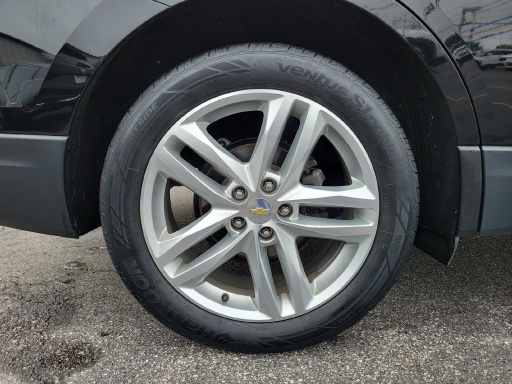 Used 2020 Chevrolet Equinox Premier AWD/4WD image 9