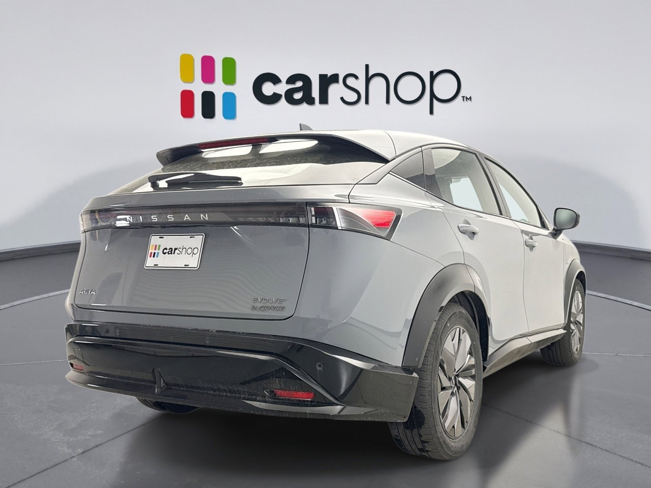 Used 2024 Nissan Ariya AWD image 5