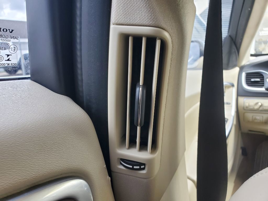 Used 2015 Volvo V60 T5 Premier FWD image 31