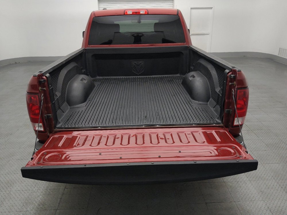 Used 2014 RAM 1500 Express RWD image 29