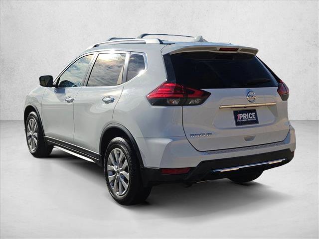 Used 2017 Nissan Rogue S w/ Appearance Package FWD image 8