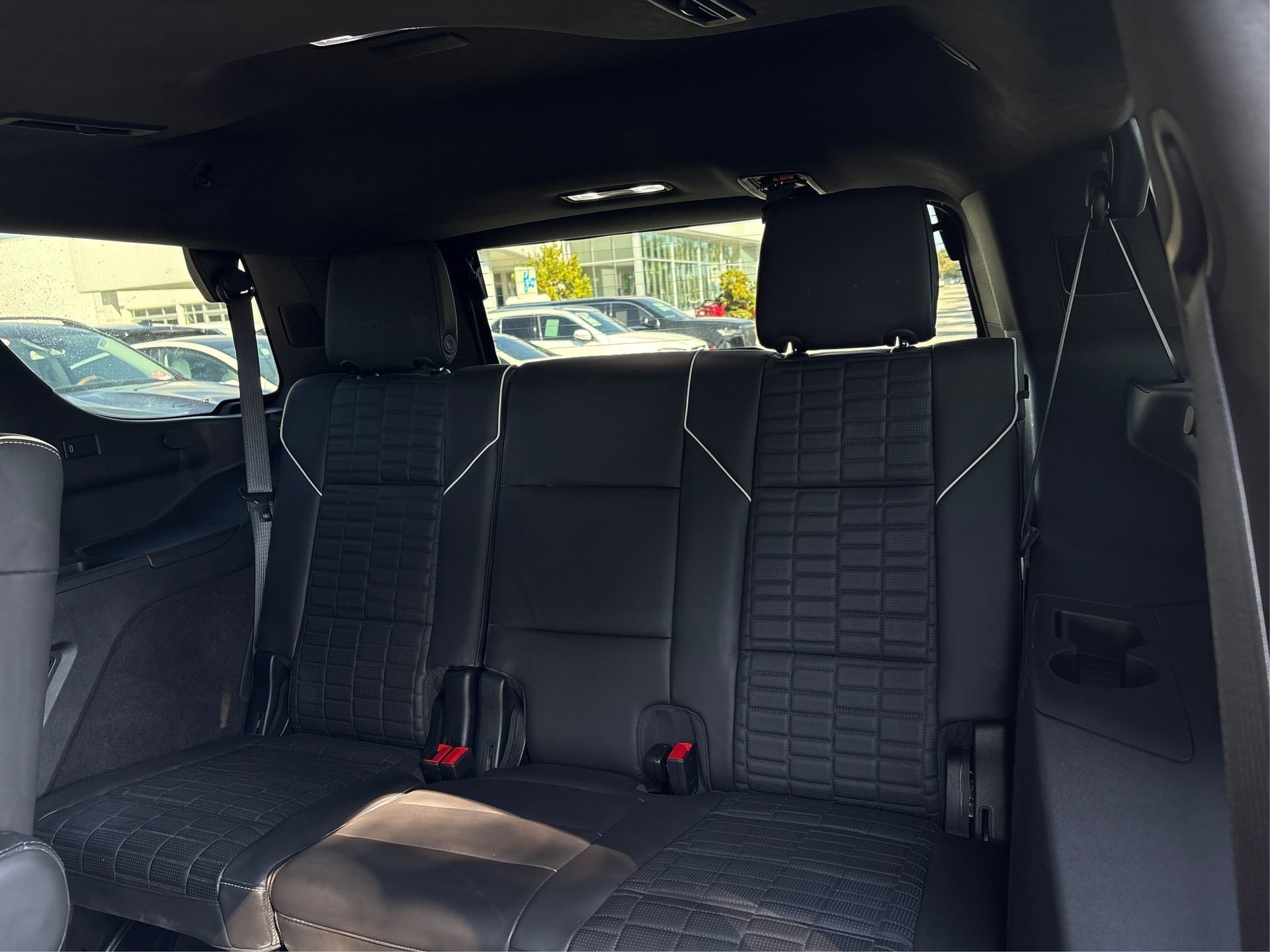 Certified 2024 Cadillac Escalade Premium Luxury Platinum image 14