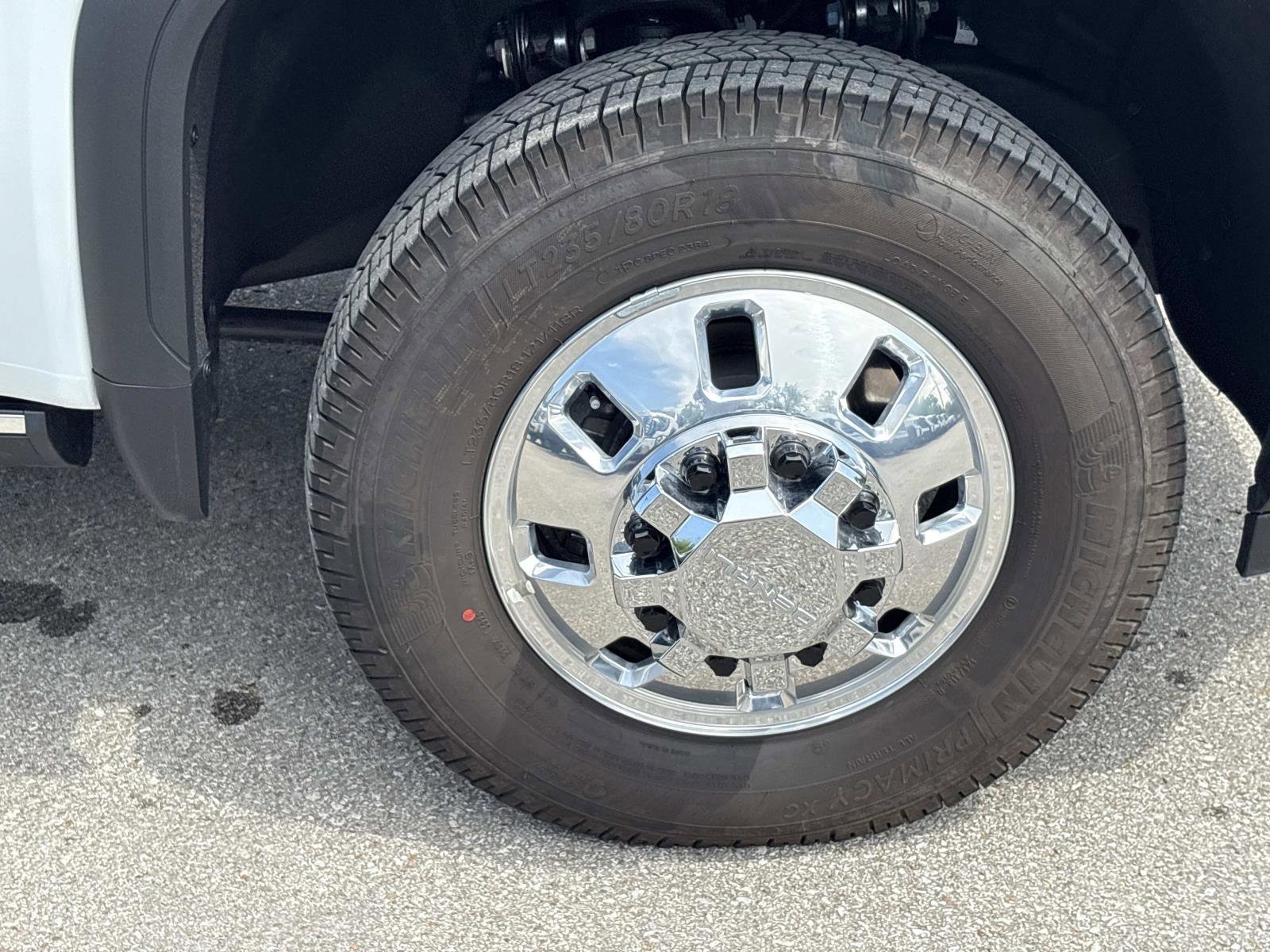 Used 2026 GMC Sierra 3500 Denali Ultimate AWD/4WD image 10