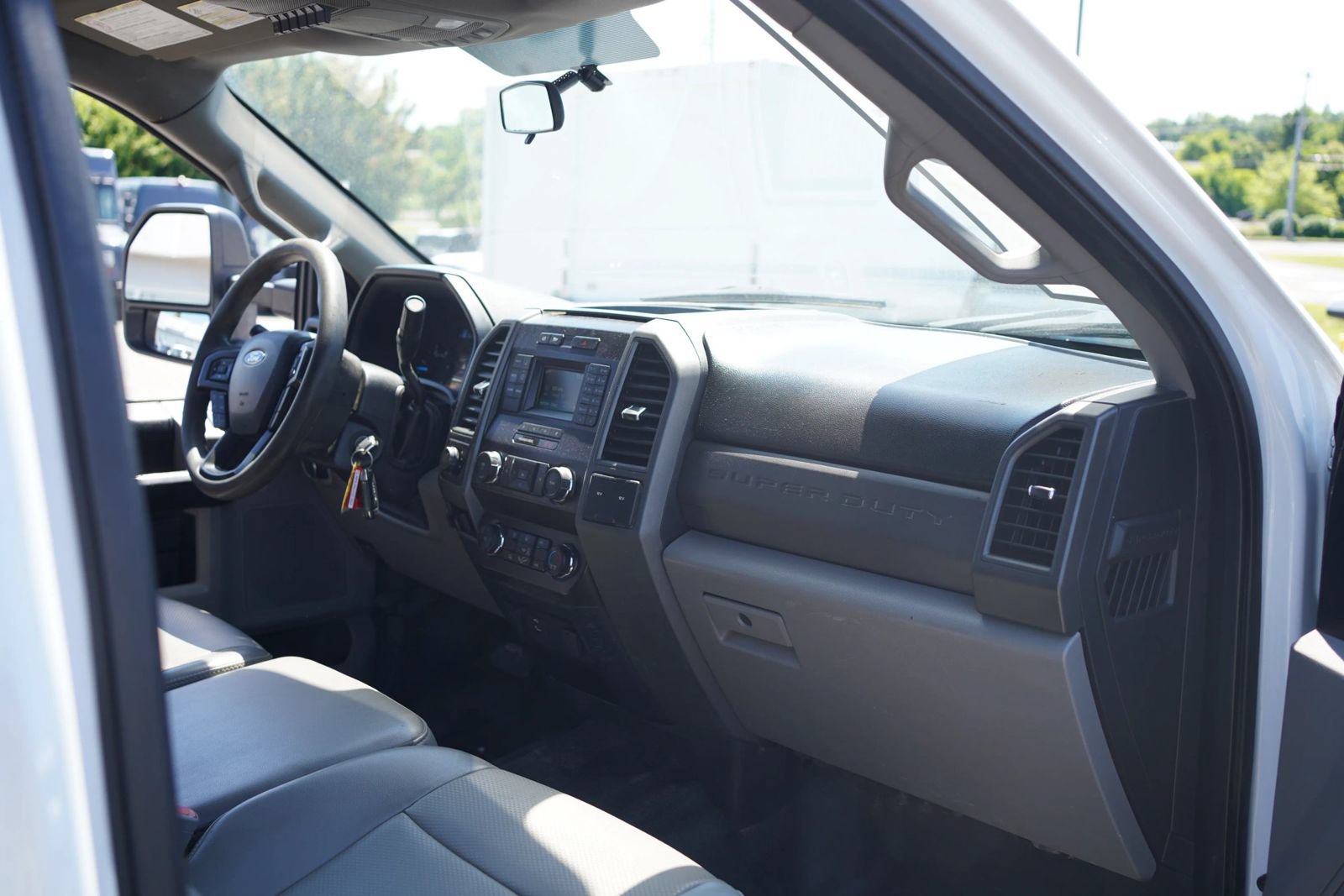 Used 2019 Ford F350 XL w/ Power Equipment Group AWD/4WD image 3
