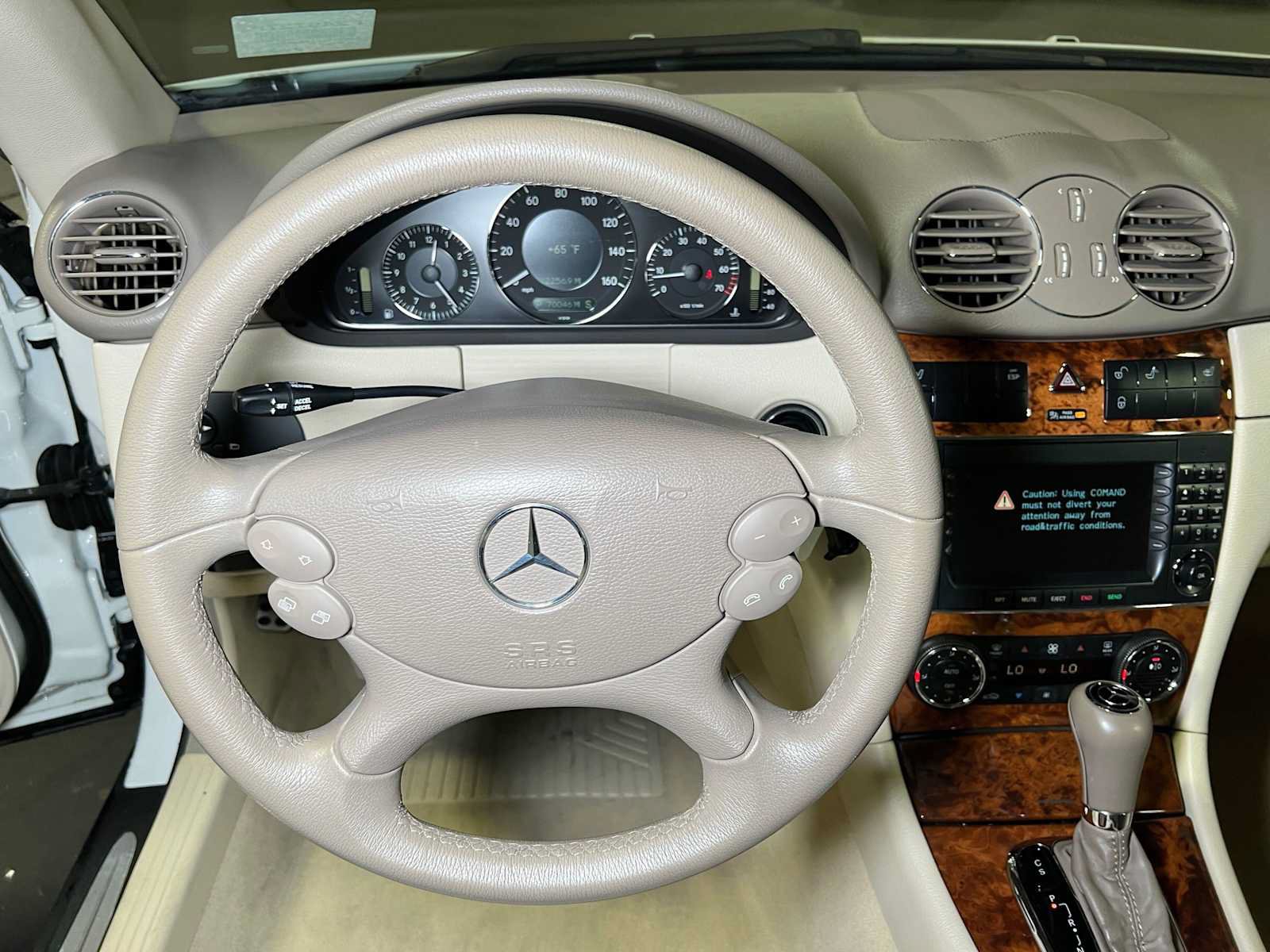Used 2008 Mercedes-Benz CLK 350 Cabriolet image 22