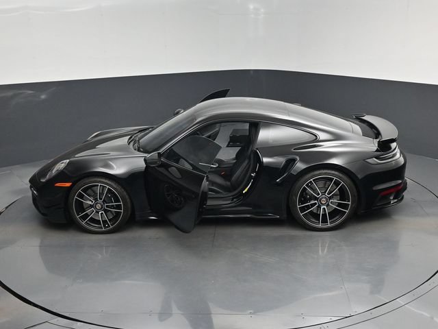 Used 2024 Porsche 911 Turbo w/ 911 Turbo Sportdesign Package AWD/4WD image 17