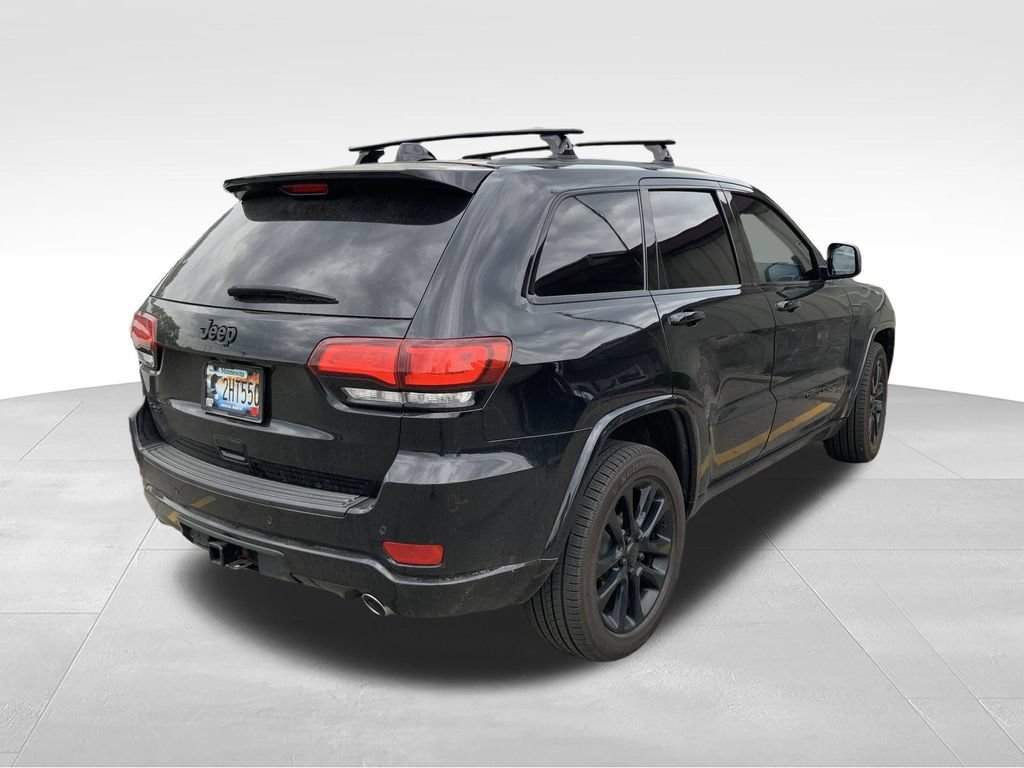 Used 2020 Jeep Grand Cherokee Altitude AWD/4WD image 34