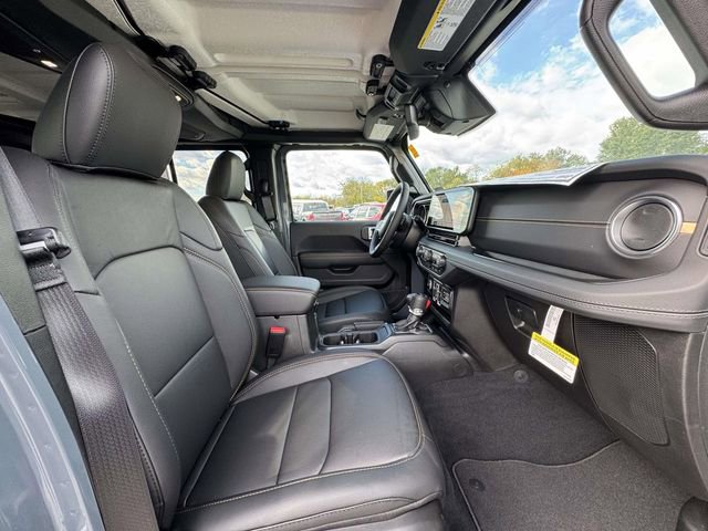 New 2026 Jeep Wrangler Unlimited Sahara AWD/4WD image 15