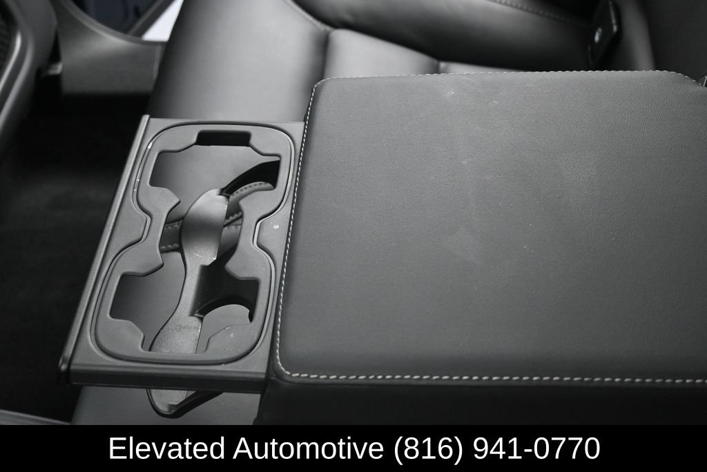 Used 2024 Volvo XC60 T8 Ultimate w/ Protection Package Premier AWD/4WD image 19