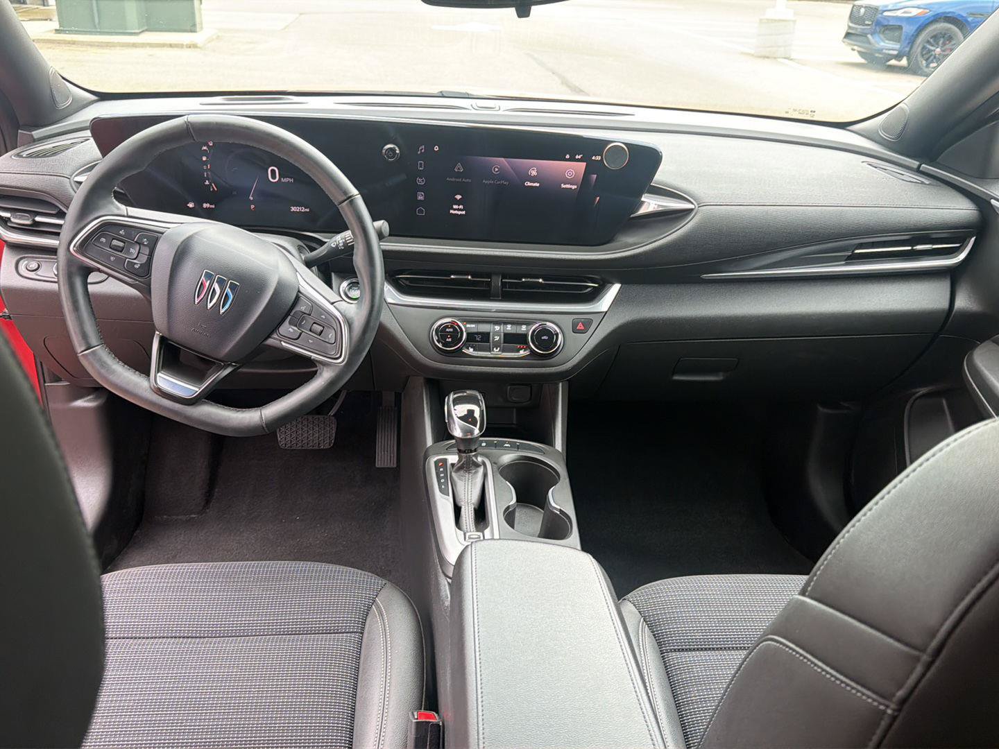 Used 2024 Buick Envista Preferred FWD image 30