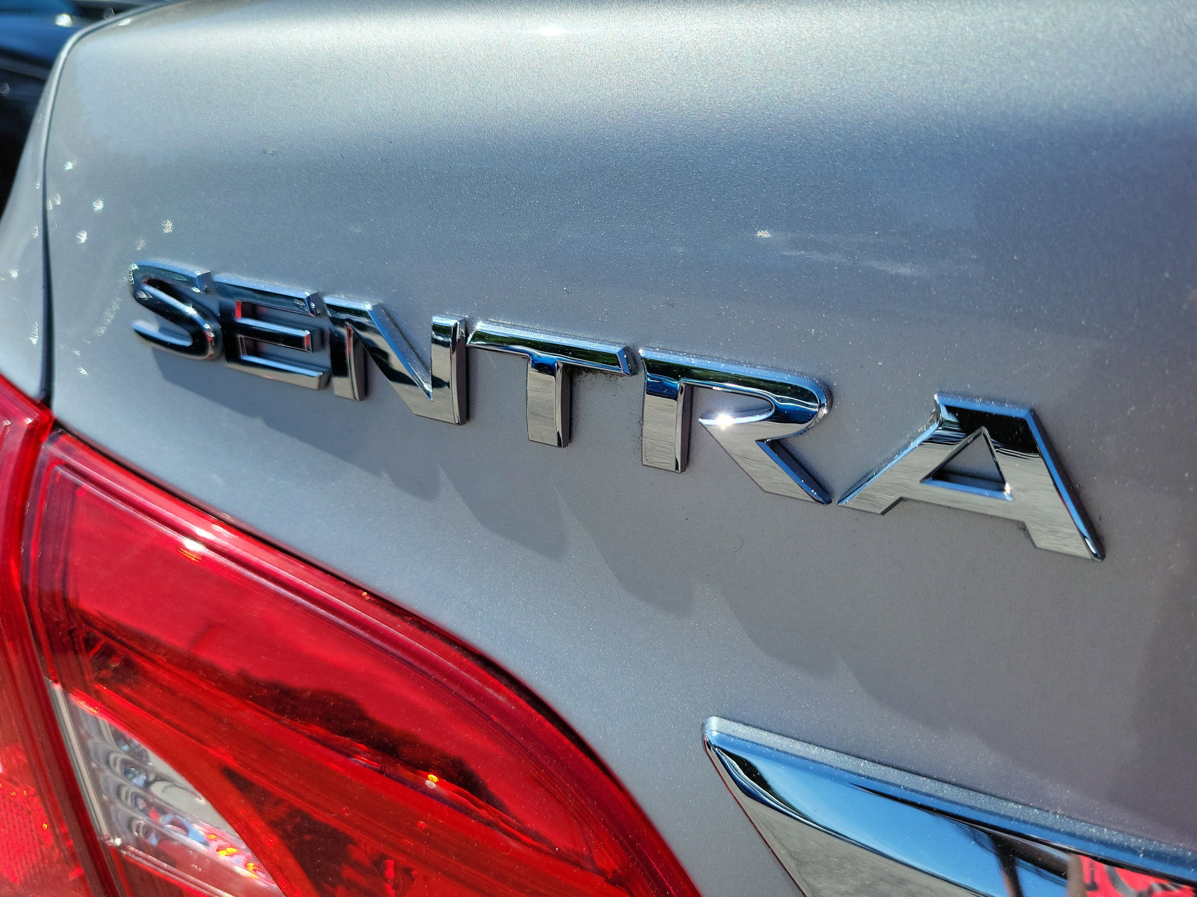 Used 2019 Nissan Sentra S FWD image 8