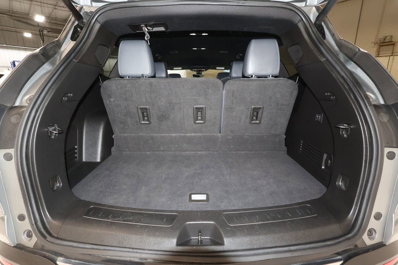 Used 2024 Buick Enclave Premium image 25