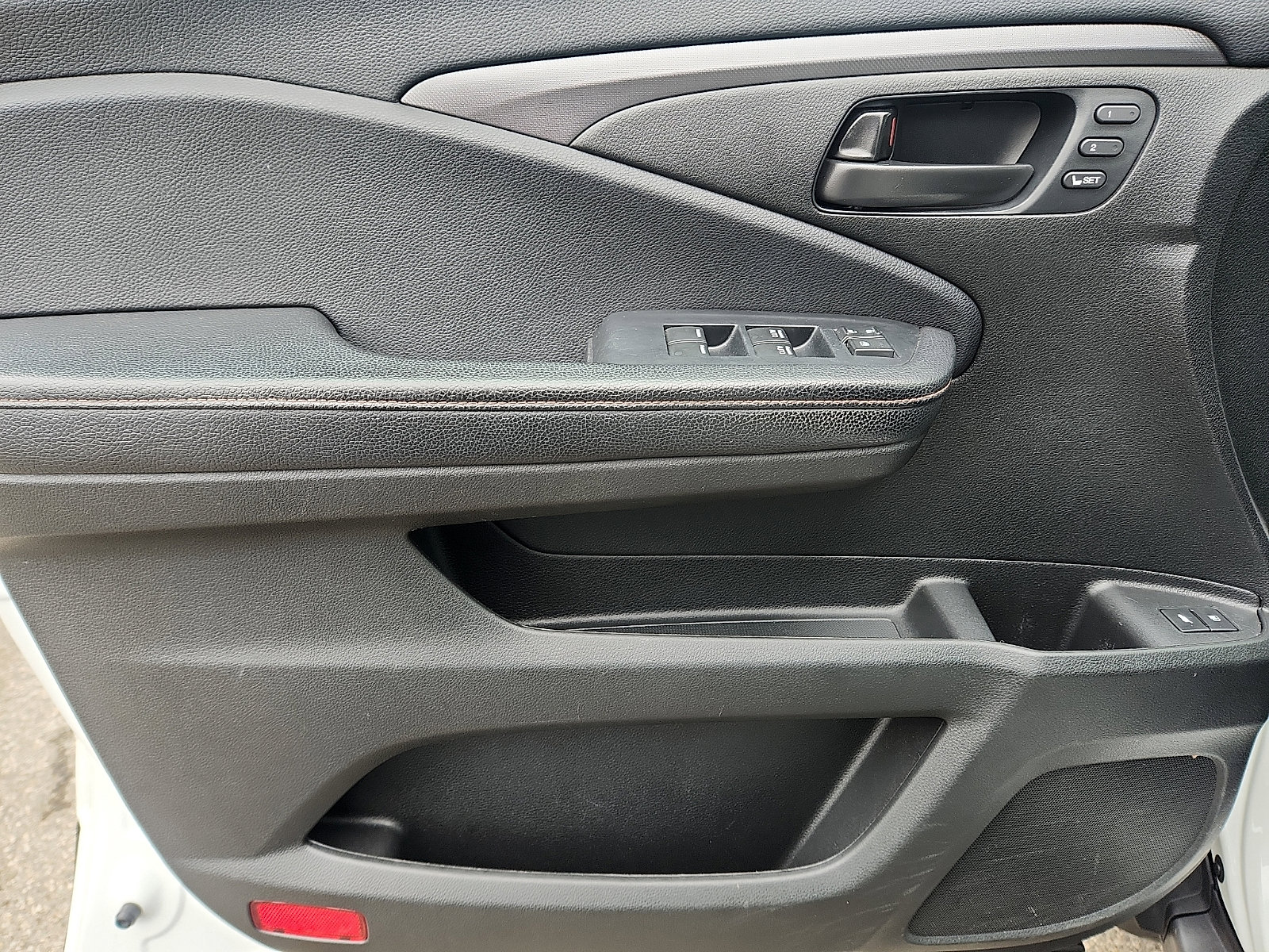 Used 2022 Honda Pilot TrailSport image 14