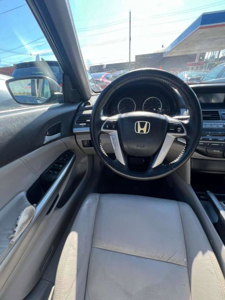 Used 2010 Honda Accord EX-L image 25