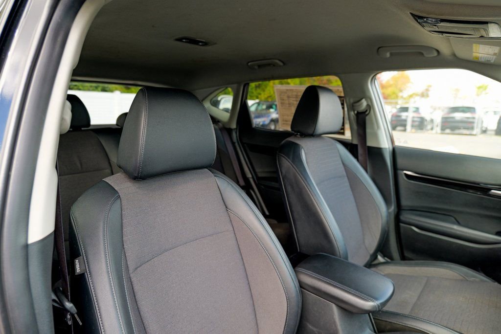 Used 2023 Kia Seltos S image 34