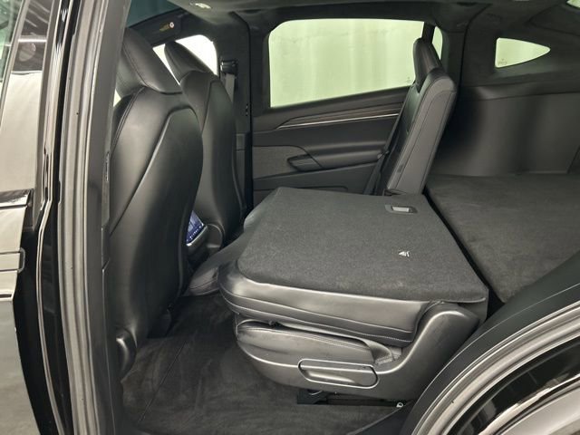 Used 2024 Tesla Model X image 22