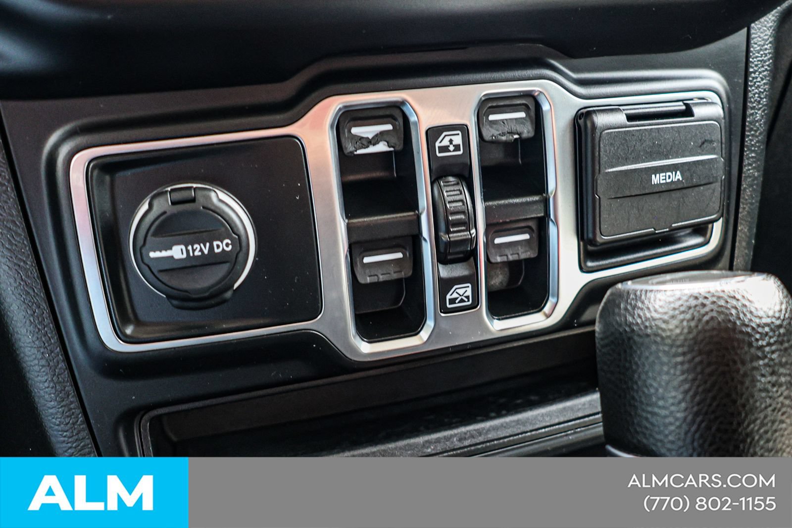 Used 2023 Jeep Gladiator Overland AWD/4WD image 32