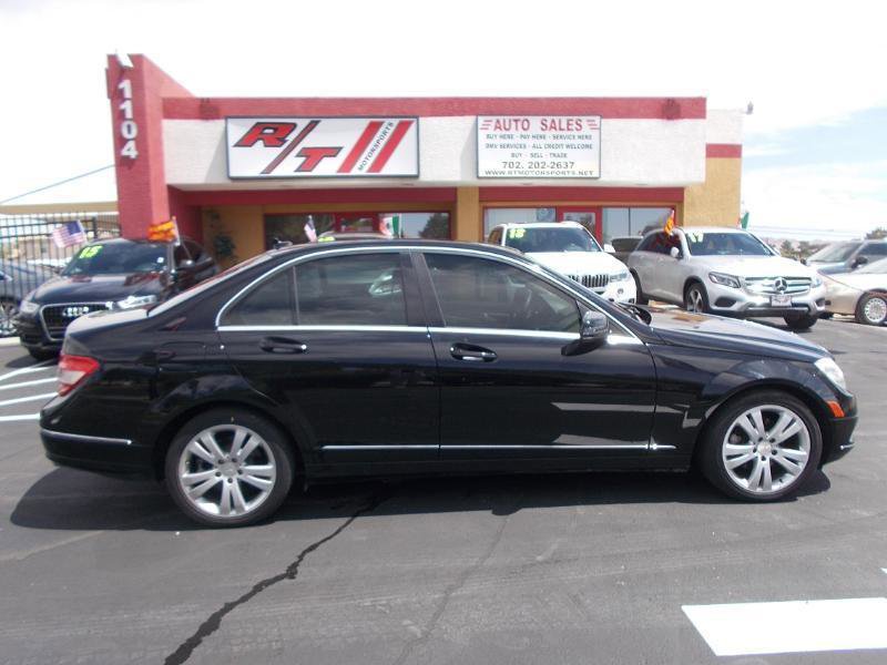 Used 2011 Mercedes-Benz C 300 Sedan image 8