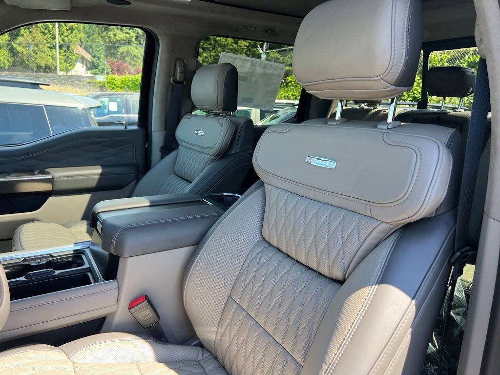 New 2026 Ford F350 Platinum w/ Platinum Plus Package AWD/4WD image 13