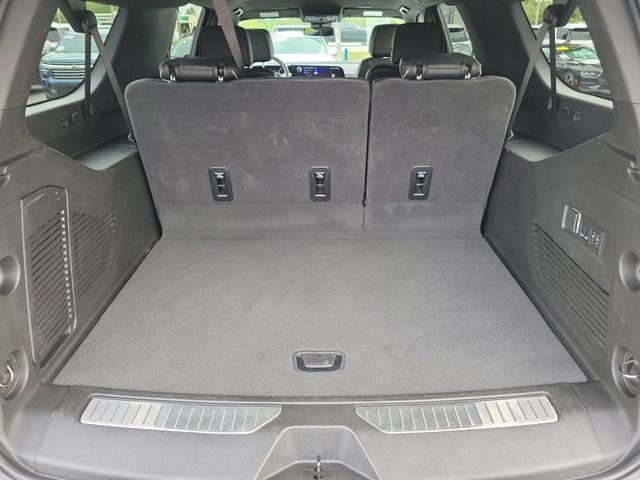 Certified 2025 Chevrolet Suburban Premier AWD/4WD image 11