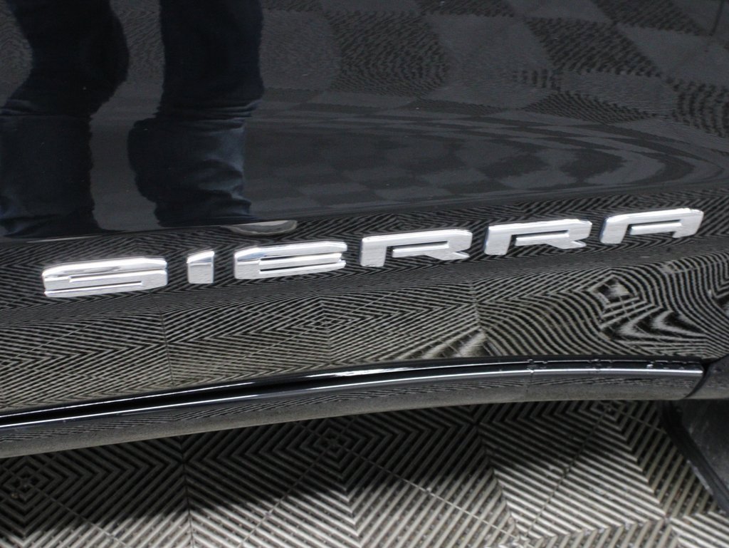 Used 2024 GMC Sierra 1500 SLT image 42