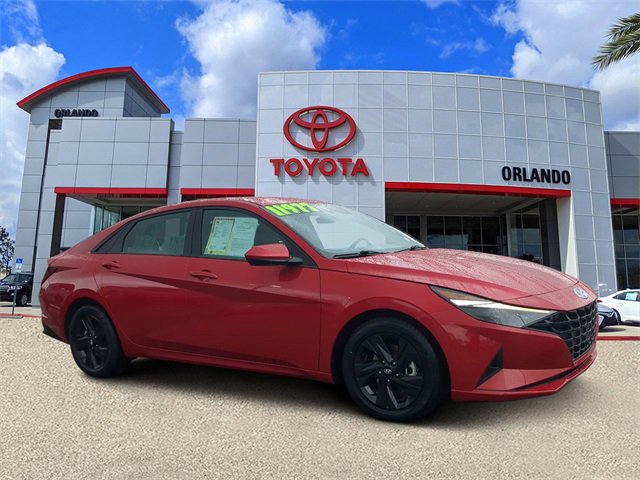 Used 2021 Hyundai Elantra SEL image 1